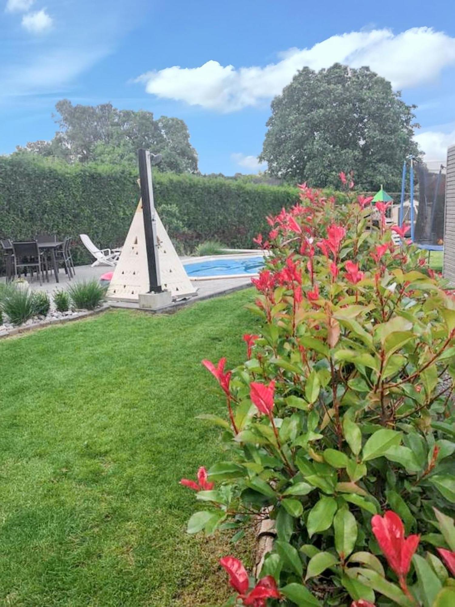 Villa Charming House In Hamois With Shared Pool Exterior foto