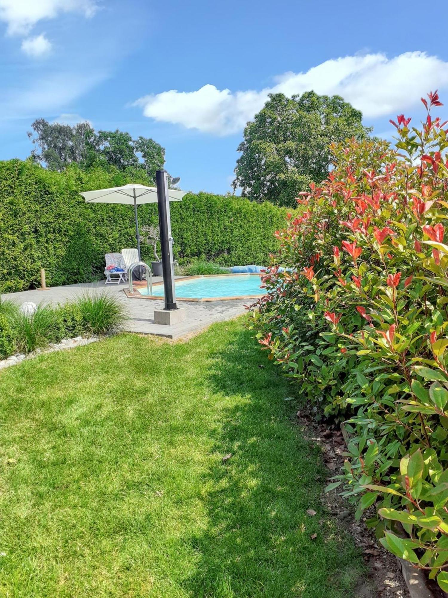 Villa Charming House In Hamois With Shared Pool Exterior foto